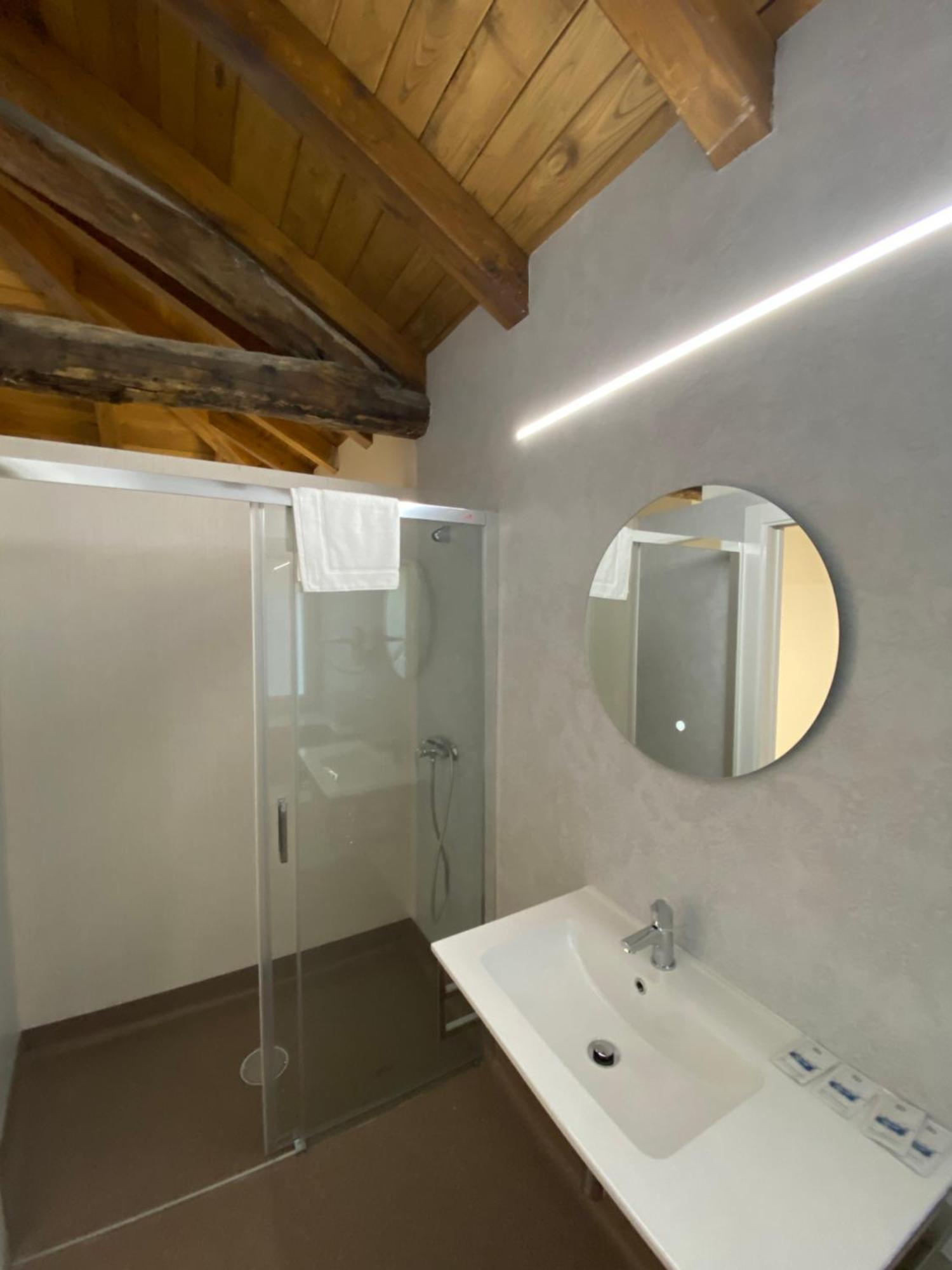 Dpcristal Centro Historico Hotell Sarria Eksteriør bilde