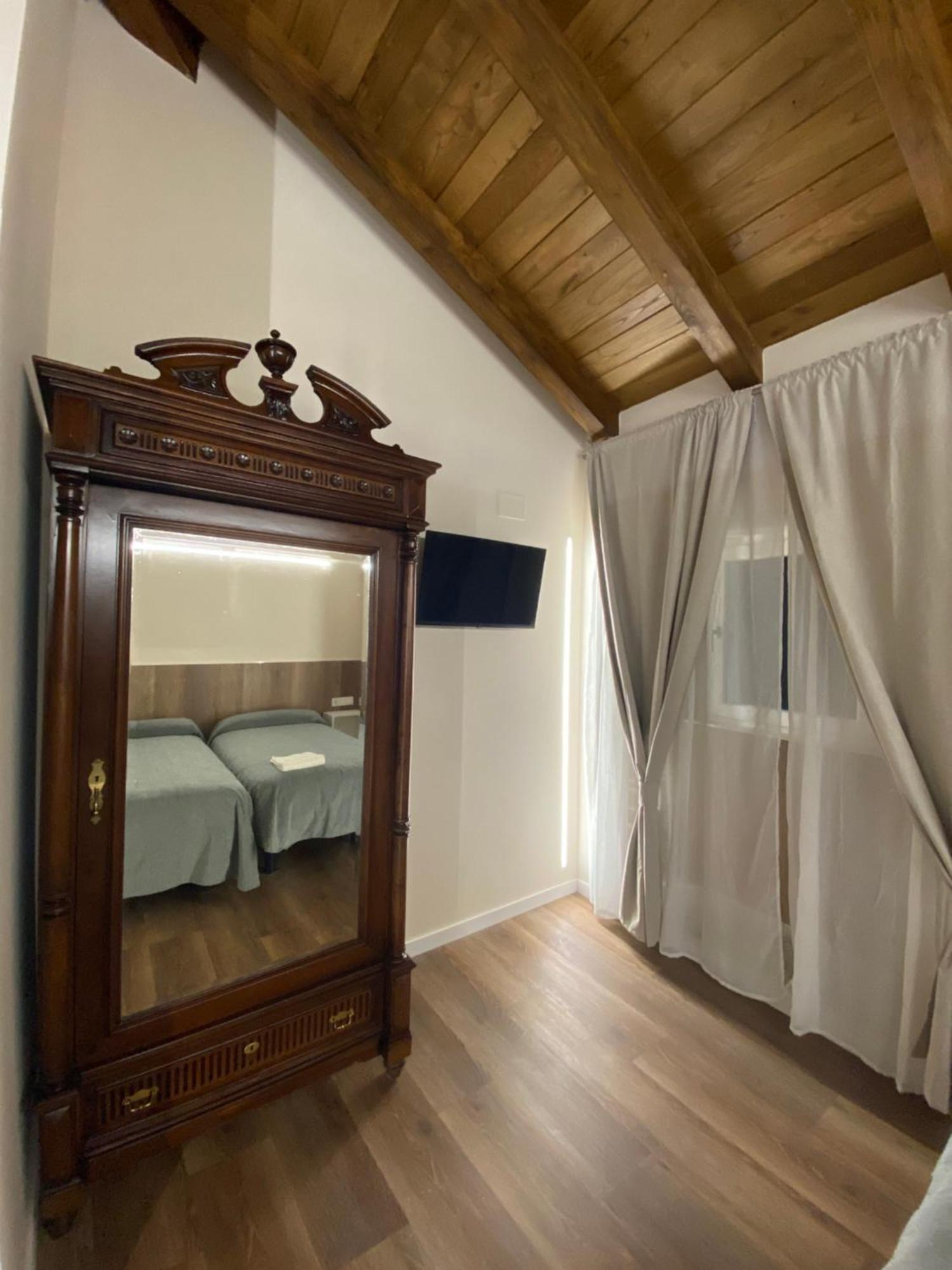 Dpcristal Centro Historico Hotell Sarria Eksteriør bilde