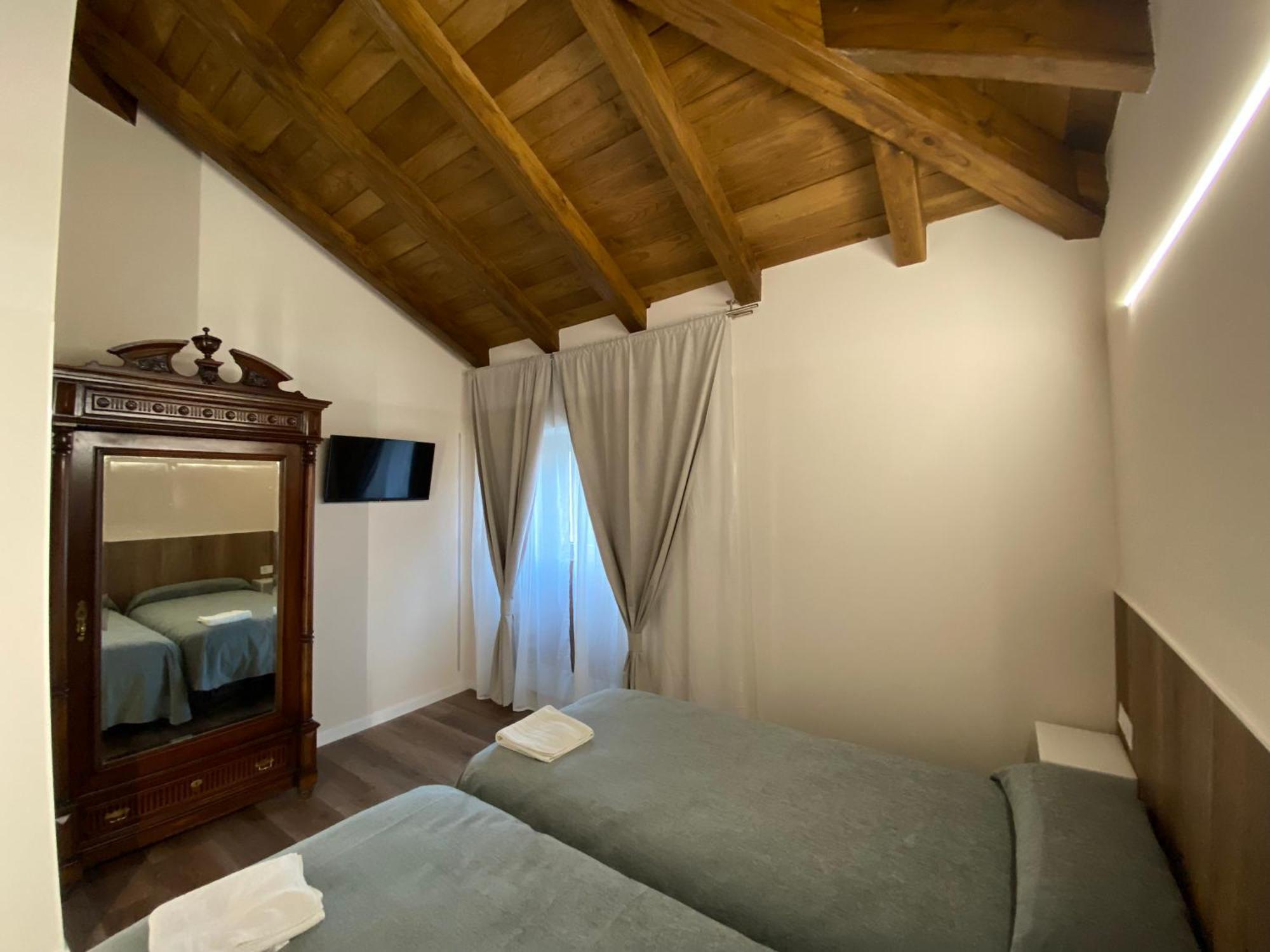 Dpcristal Centro Historico Hotell Sarria Eksteriør bilde